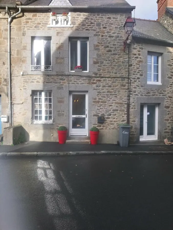 Bienvenue Guest House Saint-Pierre-de-Plesguen 0*,  France